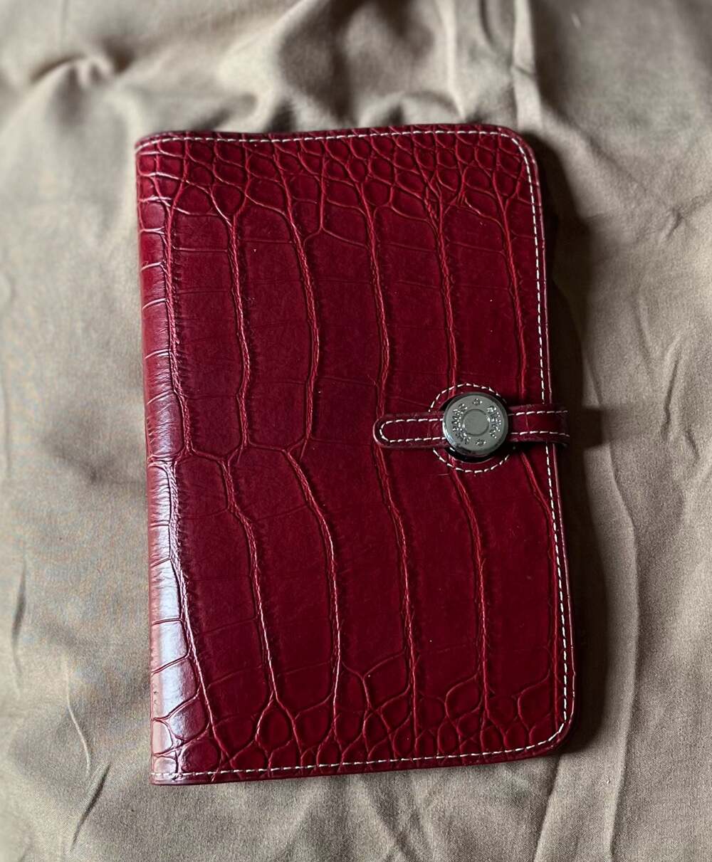 Hermès Dogon Duo Wallet in Red Croco-Embossed Leather
